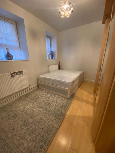 All Female Lovely Cheap Double Room Greenwich! Main Photo
