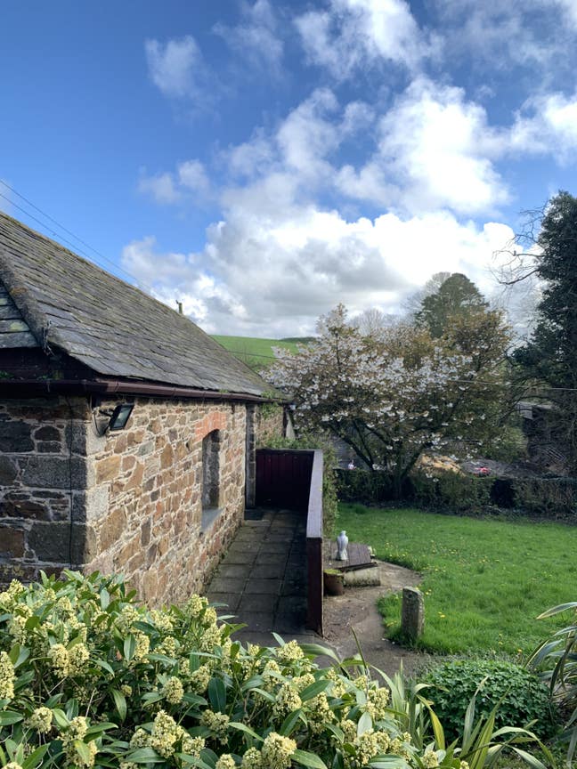 Double Room, Farm Cottage, Cornwall Main Photo