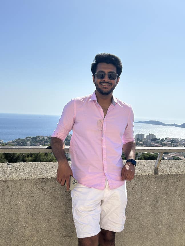 Flatmate wanted for Double Room/Ensuite Main Photo