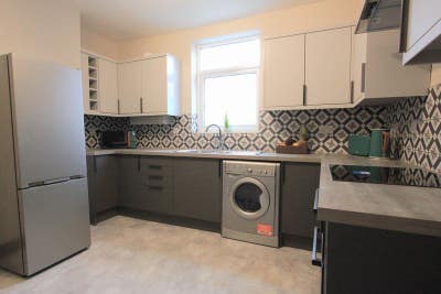 ✨ Studio room - close to city centre ✨ Main Photo