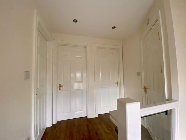 Single Room Available (6-Bedroom House) Main Photo