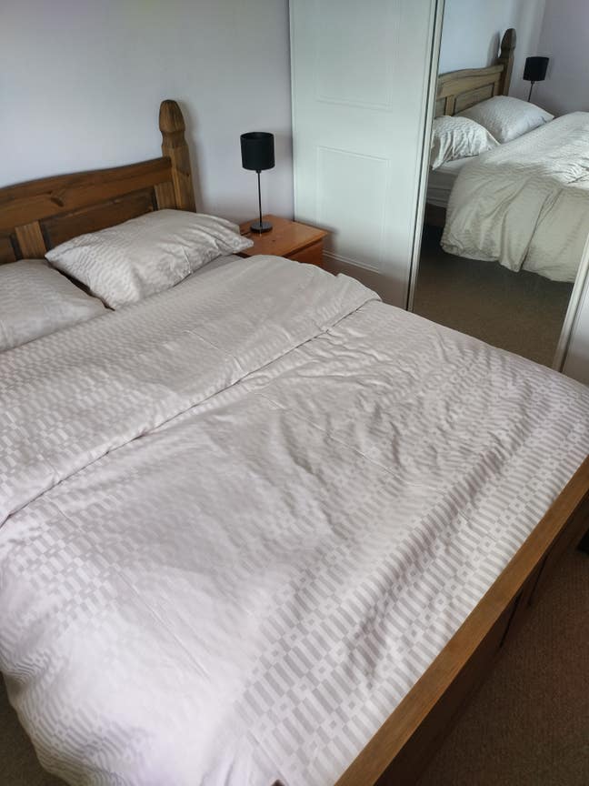 Rooms to let  Main Photo