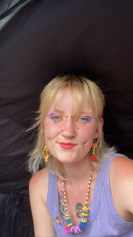 23F looking for room in shared house Main Photo