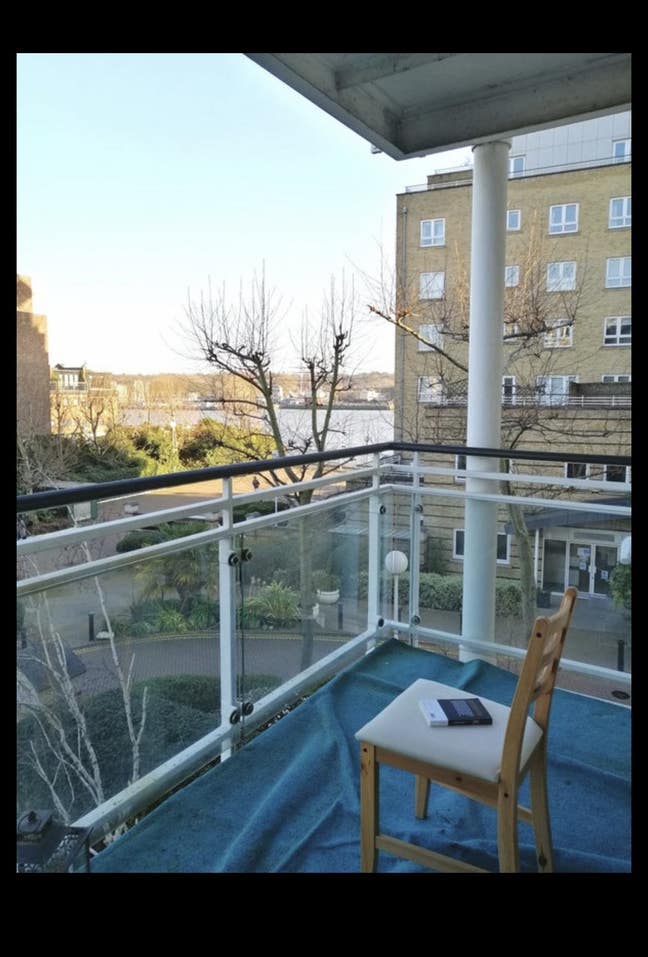 Double room in island gardens  Main Photo