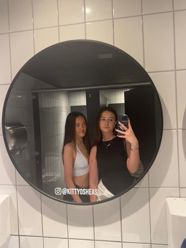 Professional Female seeks a double room Main Photo