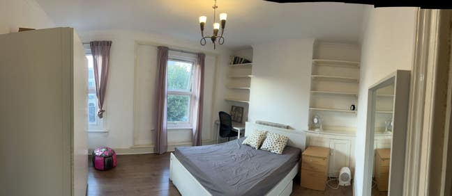 A Very Large Room Available for Rent in Stratford Main Photo