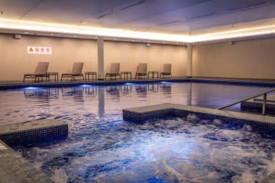 🚨 Luxury Spa, gym, swimming, canary wharf Main Photo