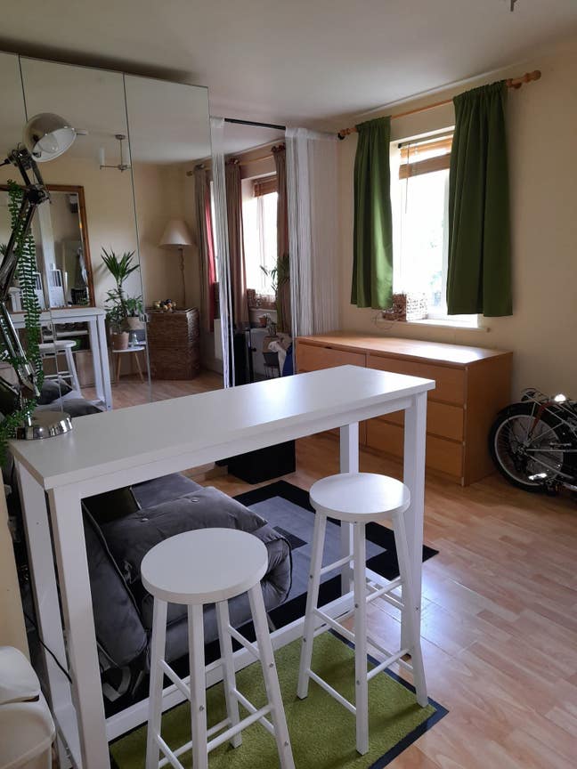 Friendly Relaxed Intelligent Mature Fun Healthy Main Photo