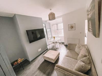 New Luxury HMO Available (En-Suite) Main Photo