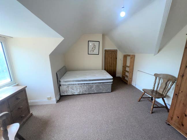 En suite Double Room close to Uni Bills included Main Photo