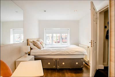 Ground floor en-suite | 7 min walk central line Main Photo