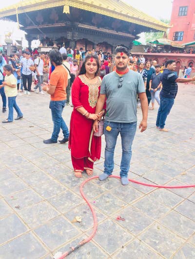 Couple seeks double room Main Photo