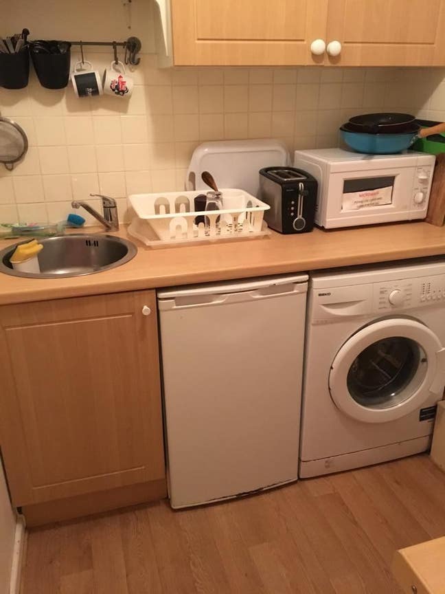 Small Single Room Available in  Denmark  Hill Main Photo