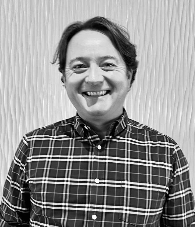 50 yrs male senior exec looking for single/double Main Photo