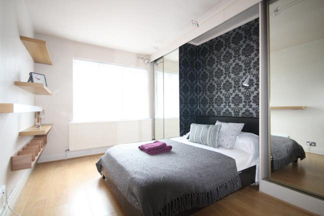 ** Be Quick! Amazing House in HA9 - Great Double! Main Photo