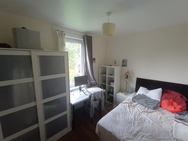 Sunny double room near Saughton Park Main Photo