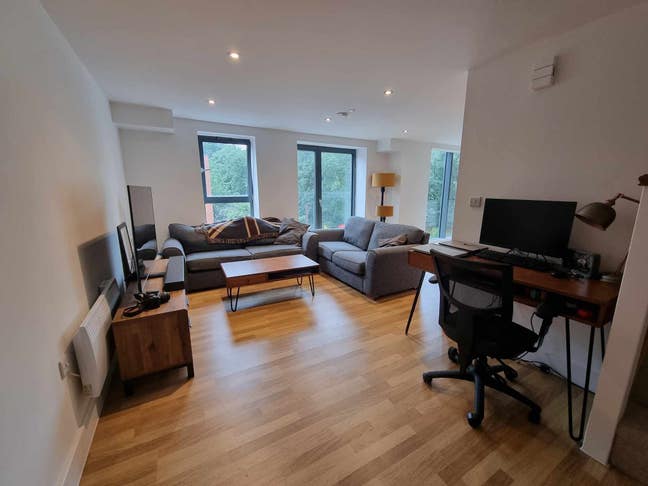 A stylish, high-spec duplex flat with en-suite Main Photo