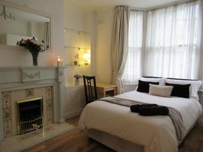 A superbly located, homely, double room Main Photo
