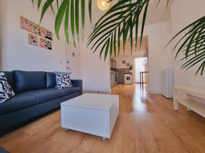 * Students - 5 Large En-Suite - 4Th Sep 26 * Main Photo