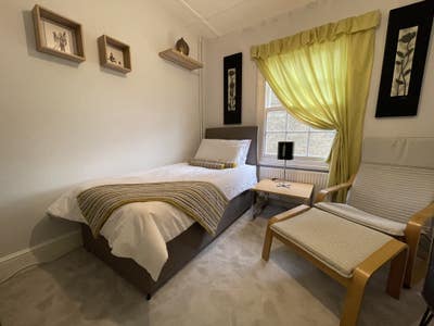 Banksy Suites Double or Single (Cottenham) room. Main Photo