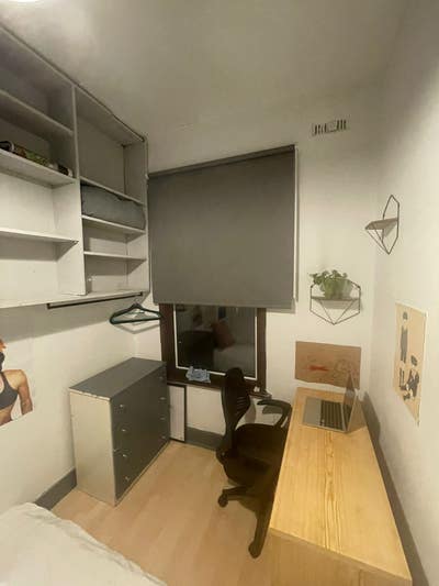 Well sized Single room  Main Photo