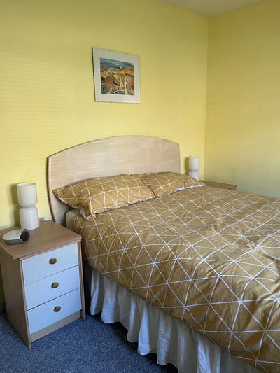 Lovely modern flat close to city centre Main Photo