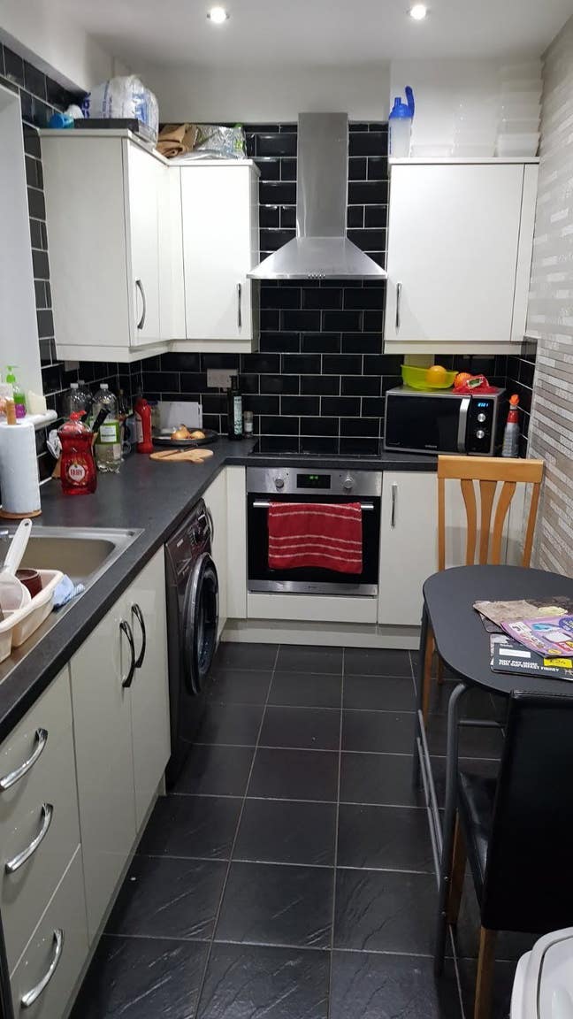 Furnished double room for rent Main Photo