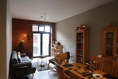 Student Flatshare with Gym and Pool Main Photo