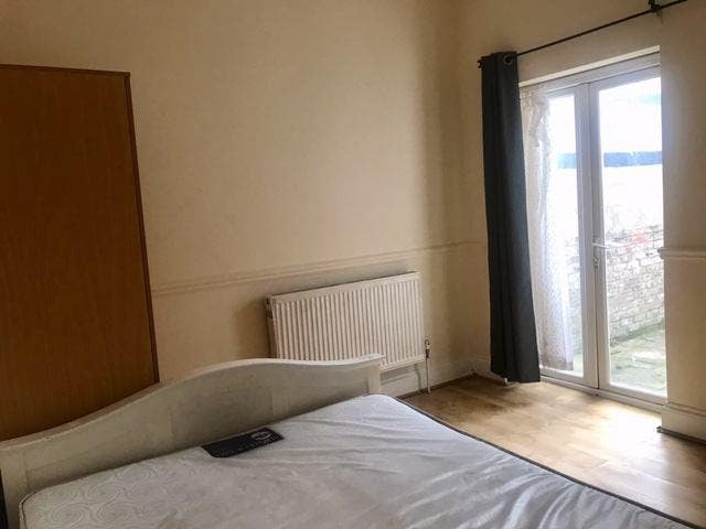 4 Bedroom house, SOUTHSEA Main Photo