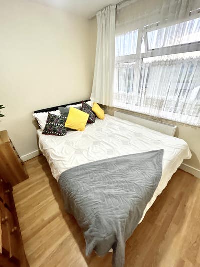 Double Bedroom Ponders End Main Photo