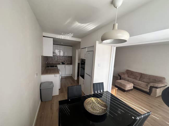 2 Bed for Rent in Wandsworth Main Photo