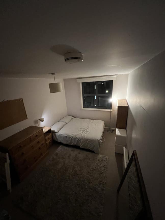 Large Double Room, Town Centre Main Photo