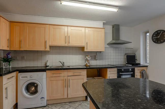 Room for couple in Fishermead close to CityCenter Main Photo