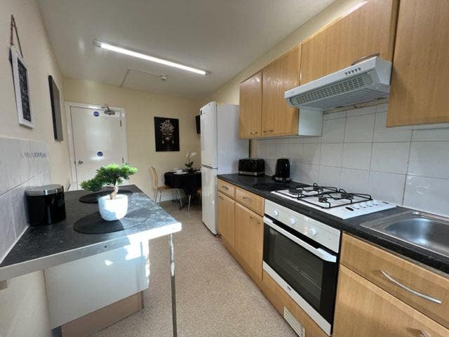 🎉 City Centre Room - All Bills Included! 🎉 Main Photo