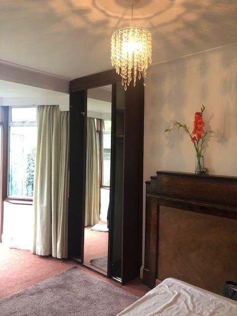 Double Room in lovely house in Hendon  Main Photo