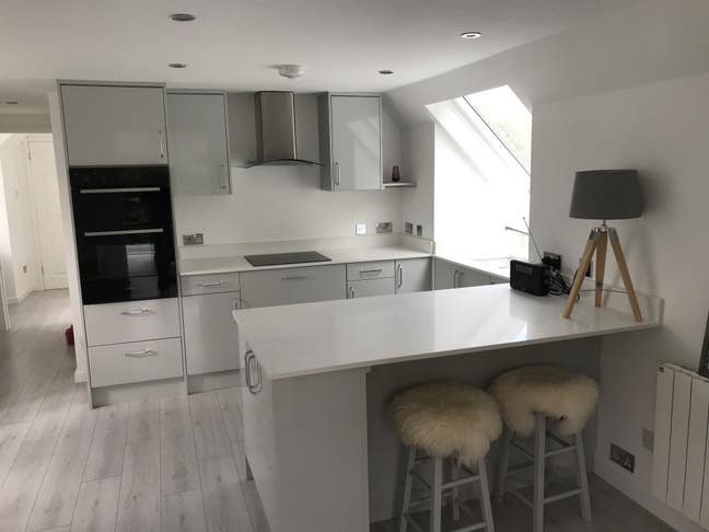  1 bed flat with balcony Main Photo