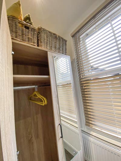 * Cleaners * Parking * Quiet House *  Main Photo