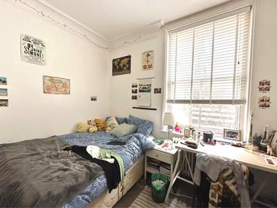 Lovely Double Bedroom Available in Elm Grove Main Photo