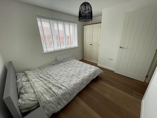 Double room & Own bathroom in Radford Semele, Leam Main Photo