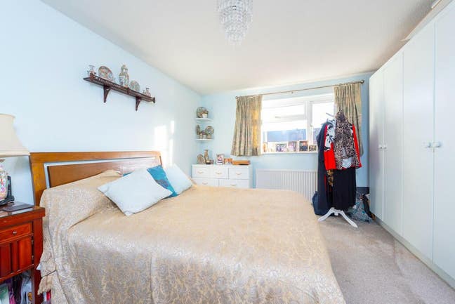 2 Double Rooms in Family Home – &pound;650 / &pound;800 Main Photo