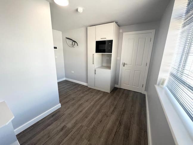 Modern En-Suite Room Located in Swanscombe, DA10 Main Photo