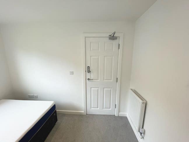 Large Double Room En-Suite | Brand New  Main Photo