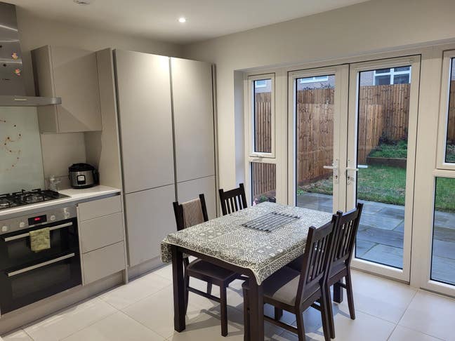 Double room for rent Main Photo