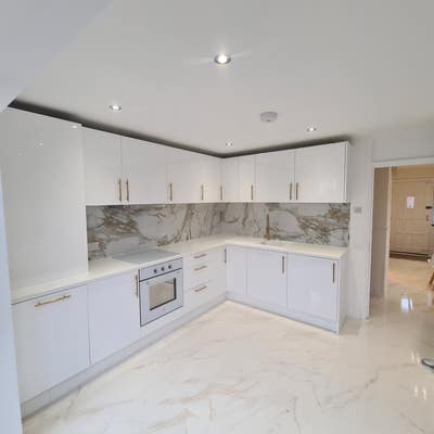Newly Renovated House 12 minutes from Canary Wharf Main Photo