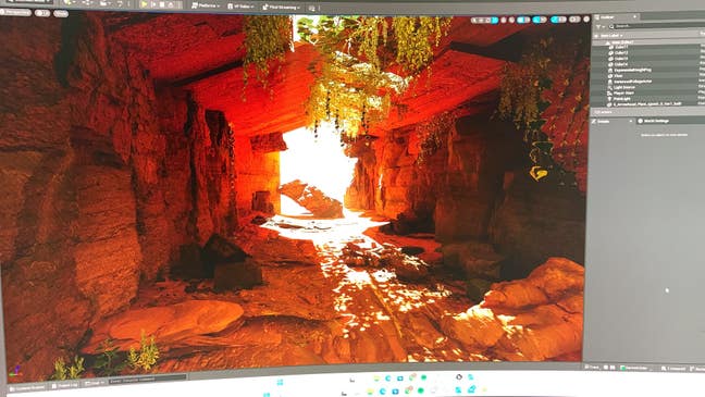 Couple looking for a 1 bed flat/house Main Photo