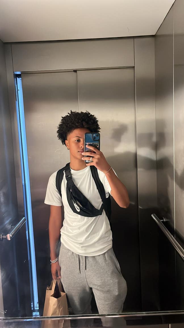 Looking for a double room to rent Main Photo