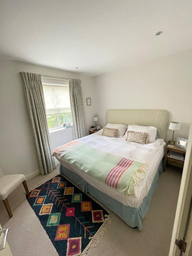 Barons Court beautiful en-suite room  Main Photo