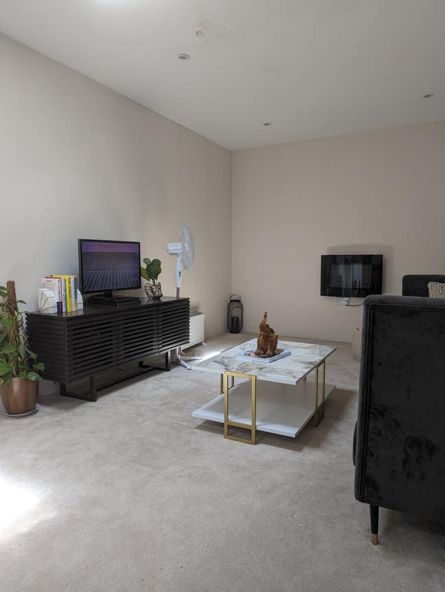 Modern  1 Bed Flat *Great Location* All Bills Inc Main Photo