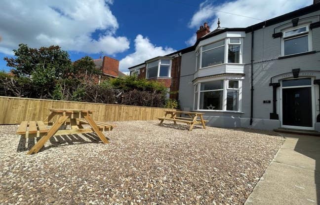 Ensuited rooms in a beautiful house £120-130 pw Main Photo