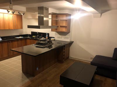 Large double rooms, 3 rooms available in August Main Photo